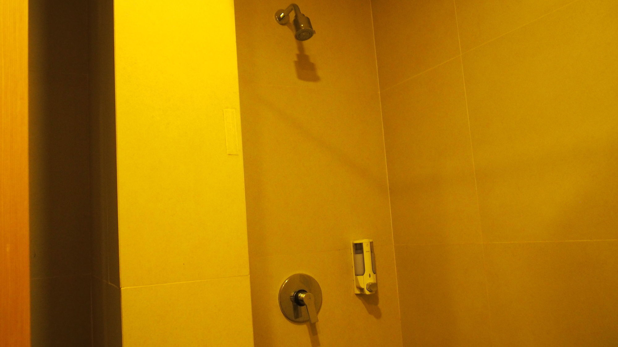 G7 Hotel Jakarta Buitenkant foto